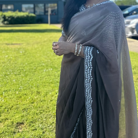 Satin silk saree - Picture 8 of 8